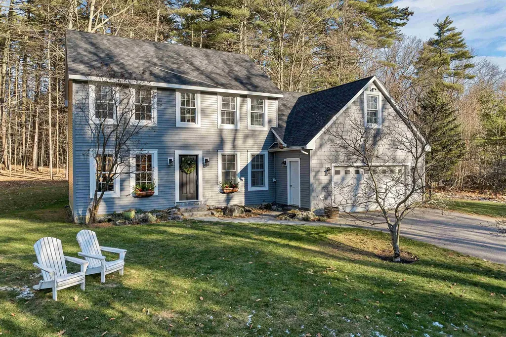 36 Dow Road Moultonborough NH 03254