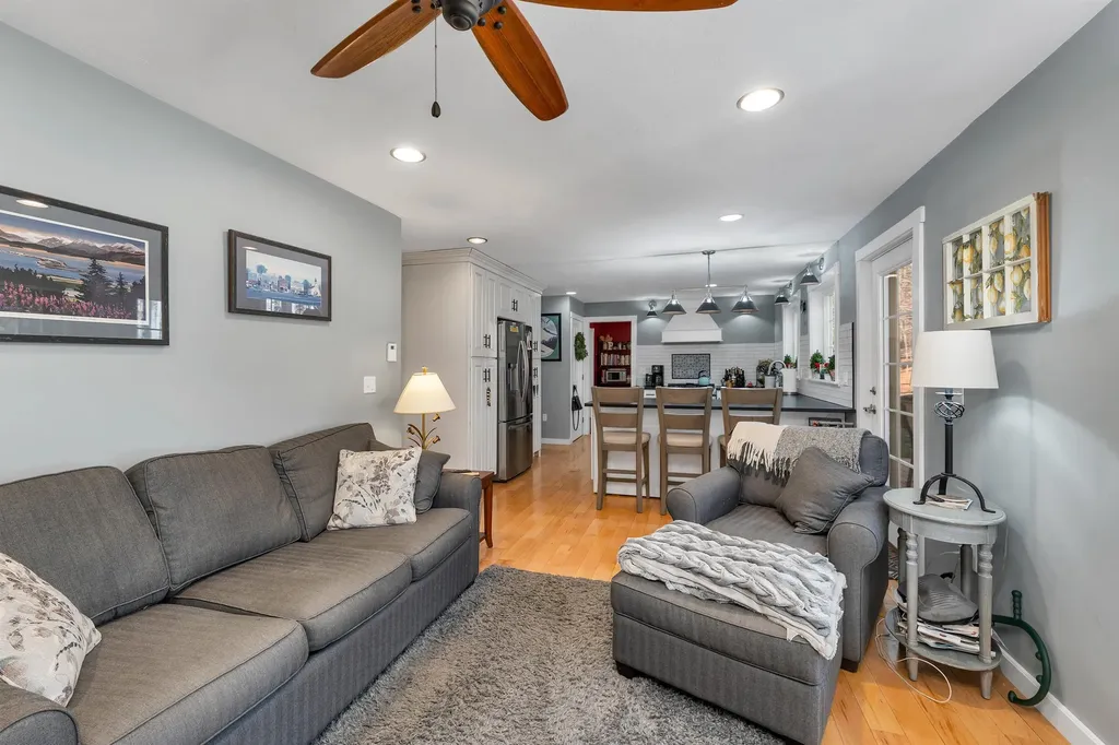 36 Dow Road Moultonborough NH 03254