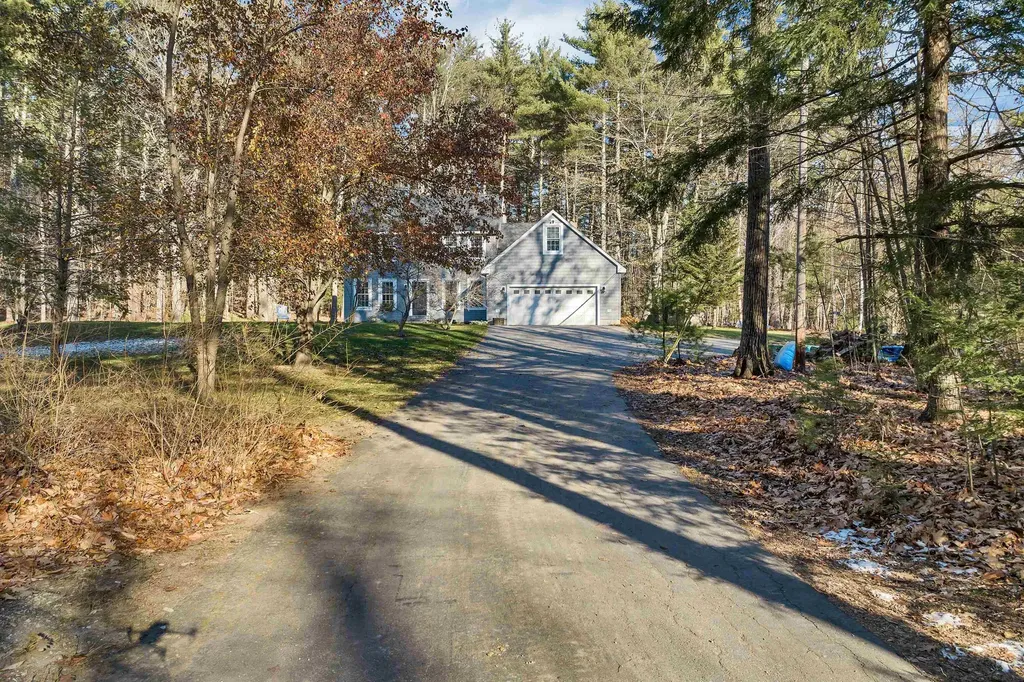 36 Dow Road Moultonborough NH 03254