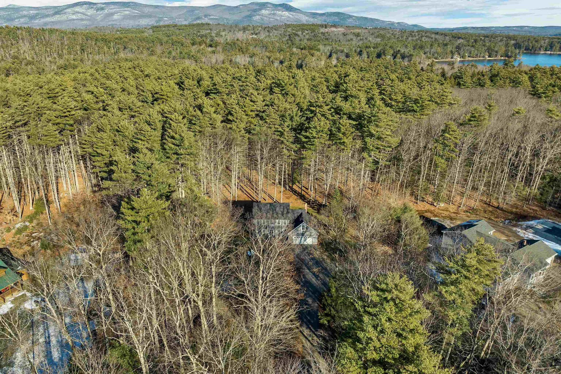36 Dow Road Moultonborough NH 03254
