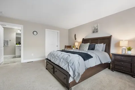 1 Currant Lane Hooksett NH 03106