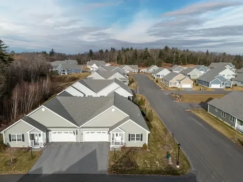 1 Currant Lane Hooksett NH 03106