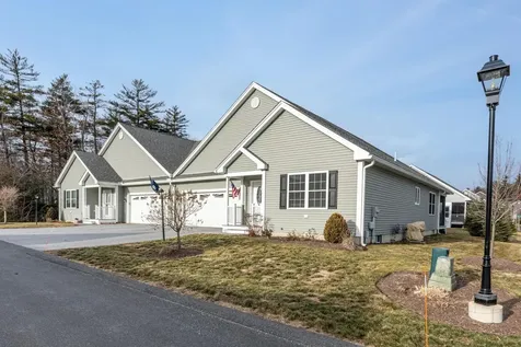 1 Currant Lane Hooksett NH 03106