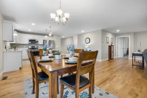 1 Currant Lane Hooksett NH 03106