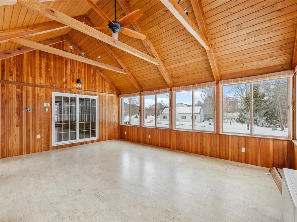 18 Meadowview Road Chesterfield NH 03466