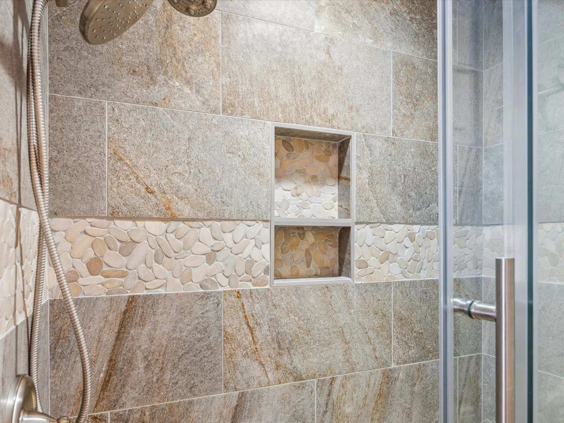 18 Meadowview Road Chesterfield NH 03466