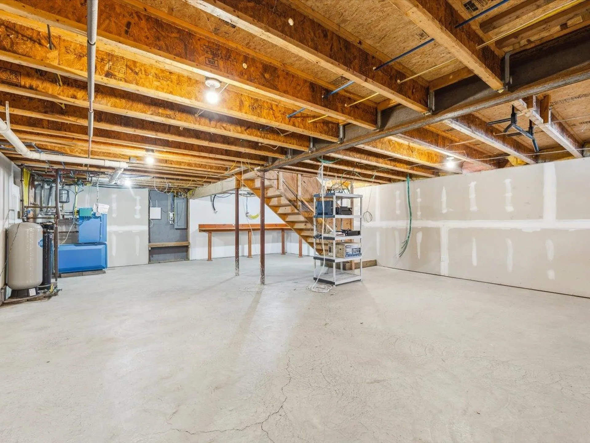 18 Meadowview Road Chesterfield NH 03466