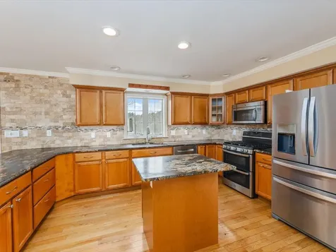 18 Meadowview Road Chesterfield NH 03466