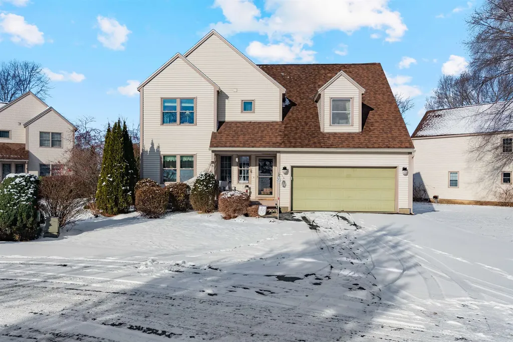 39 White Lilac Way Colchester VT 05446