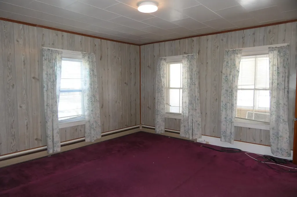 42 North Elm Street St. Albans City VT 05478