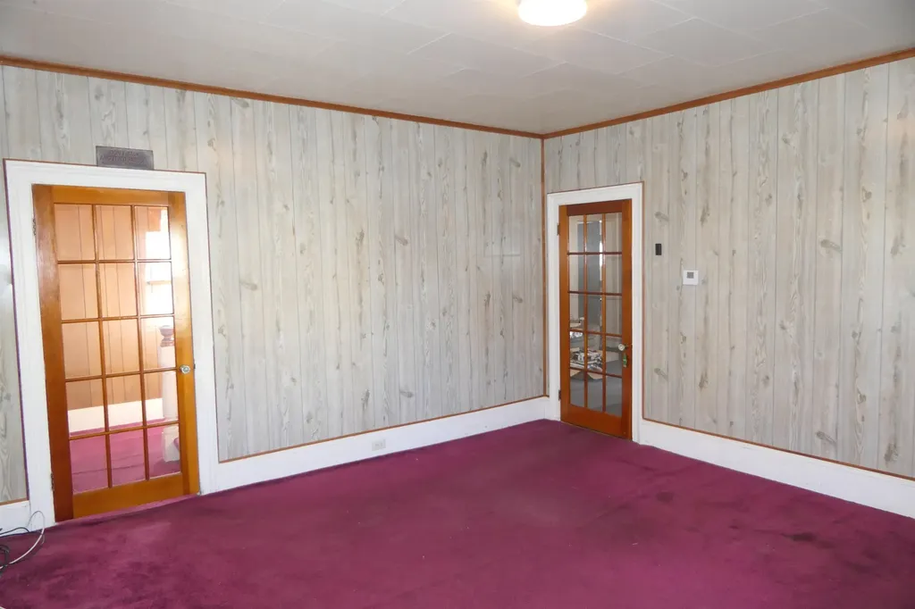 42 North Elm Street St. Albans City VT 05478