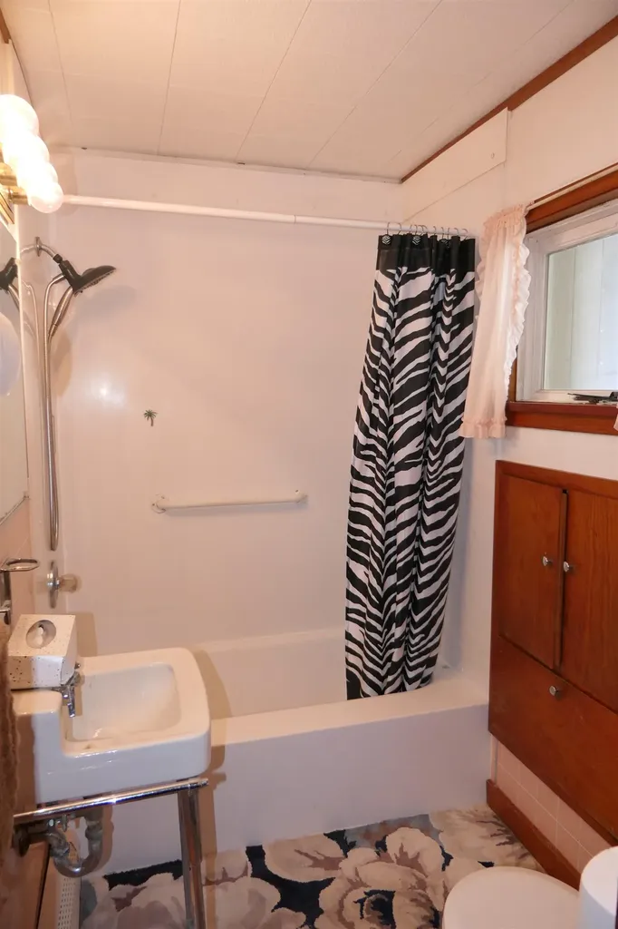 42 North Elm Street St. Albans City VT 05478