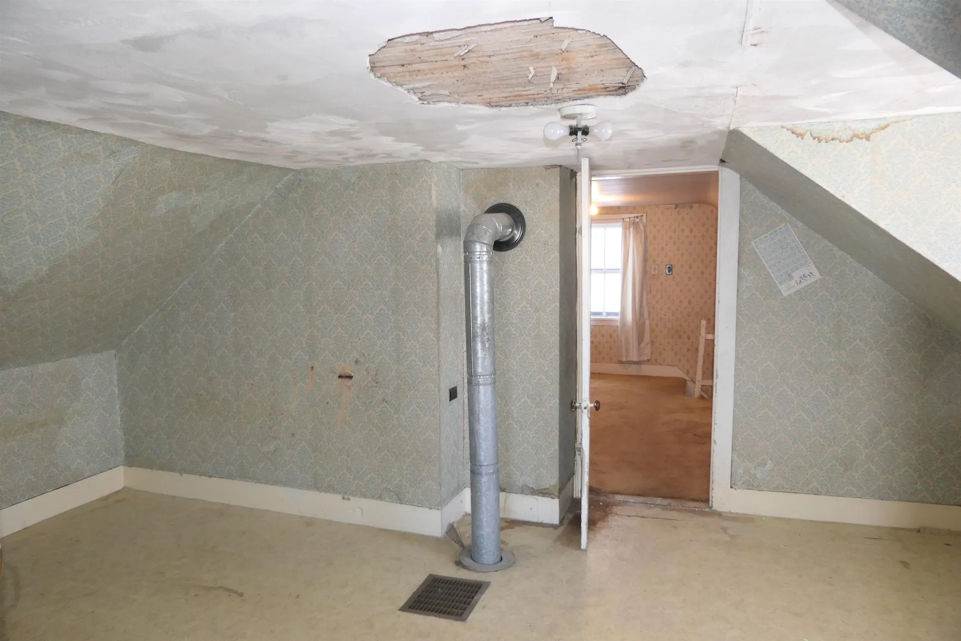 42 North Elm Street St. Albans City VT 05478