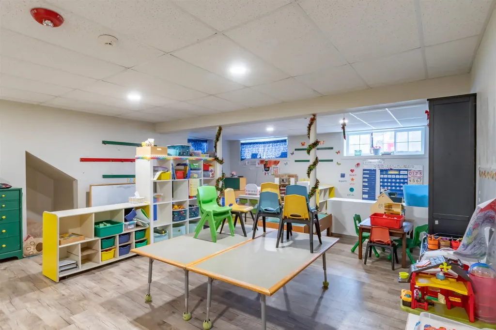 92 Woodbury Road Weare NH 03281