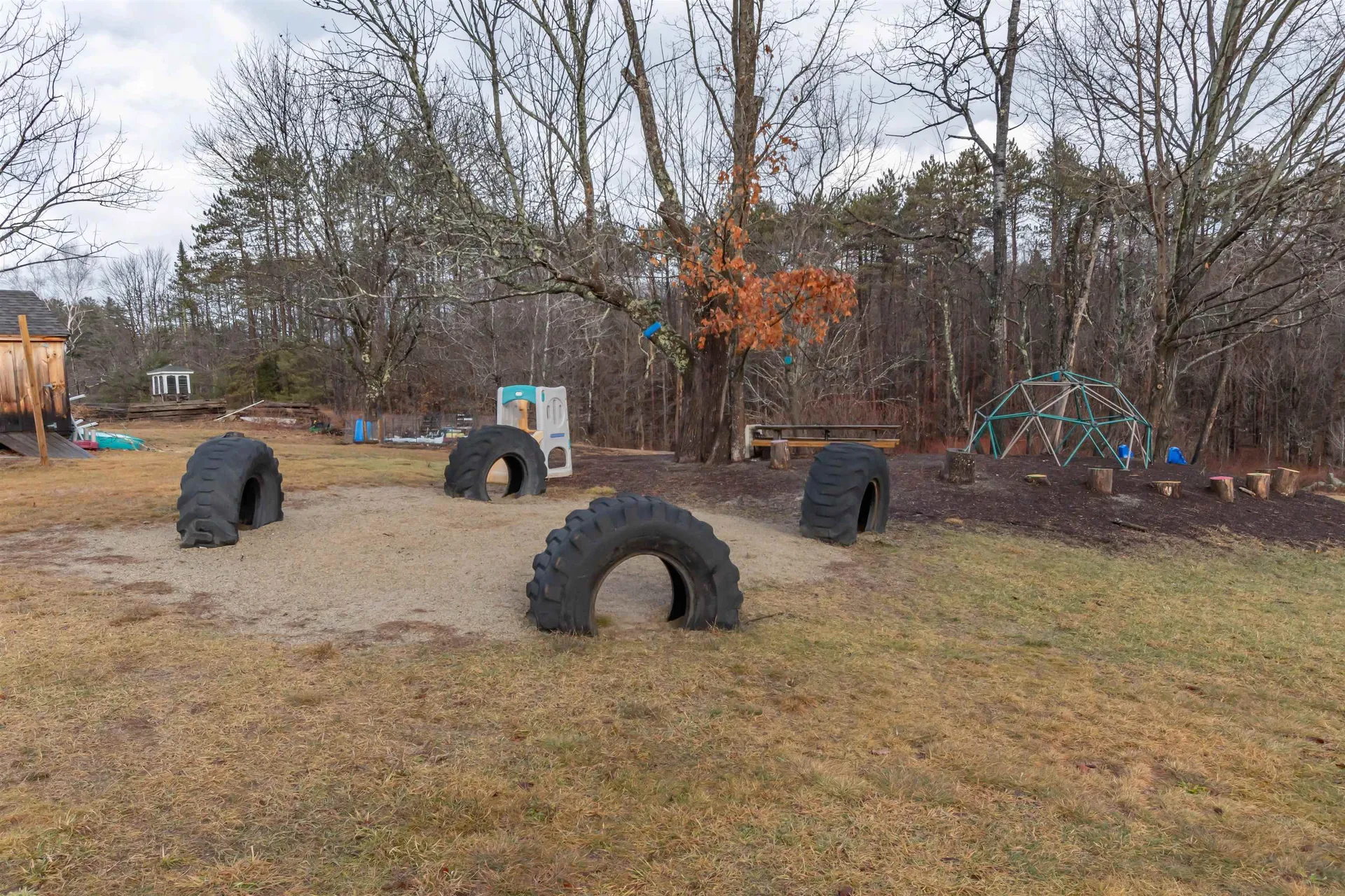 92 Woodbury Road Weare NH 03281