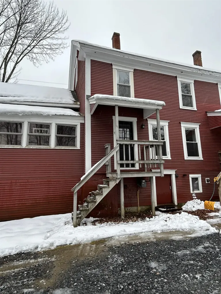 33 Andover Street Ludlow VT 05149