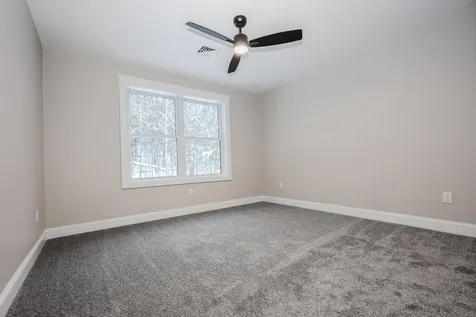 20 Rennie Road Hanover NH 03755