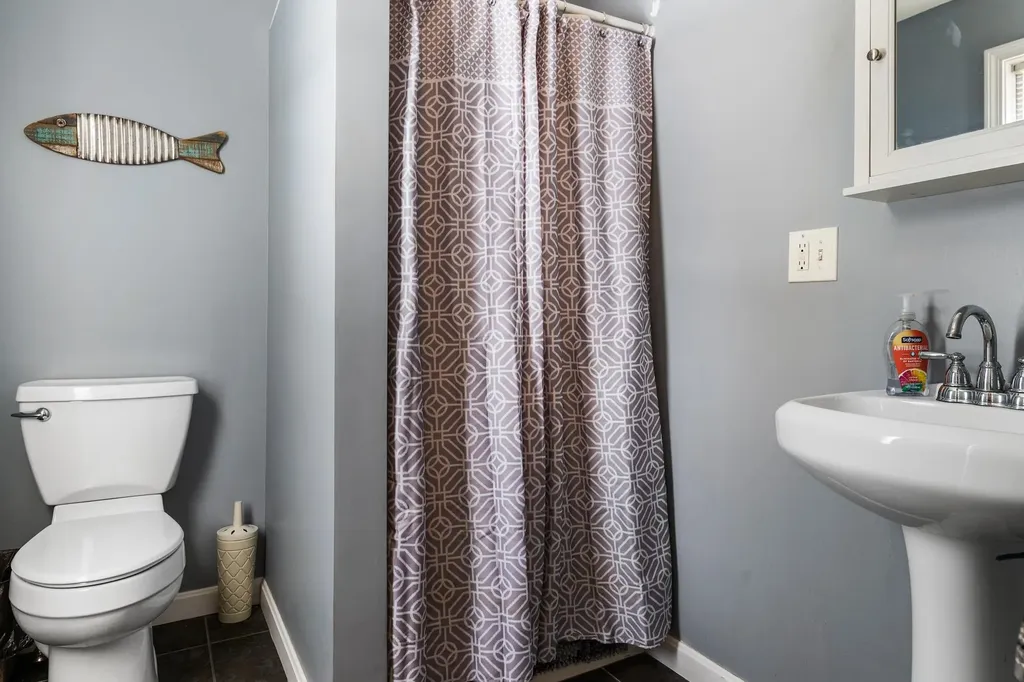 101 Mastin Road Sutton NH 03260