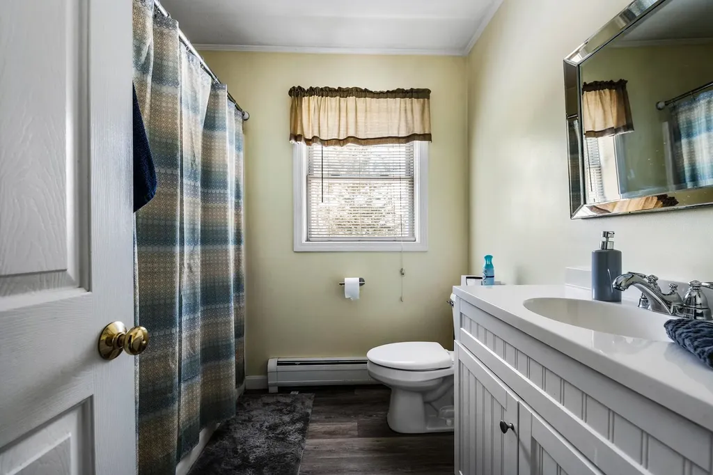 101 Mastin Road Sutton NH 03260