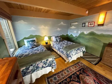 190 Upper Pines Road Warren VT 05674