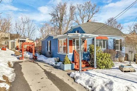 180 Garvin Avenue Manchester NH 03109