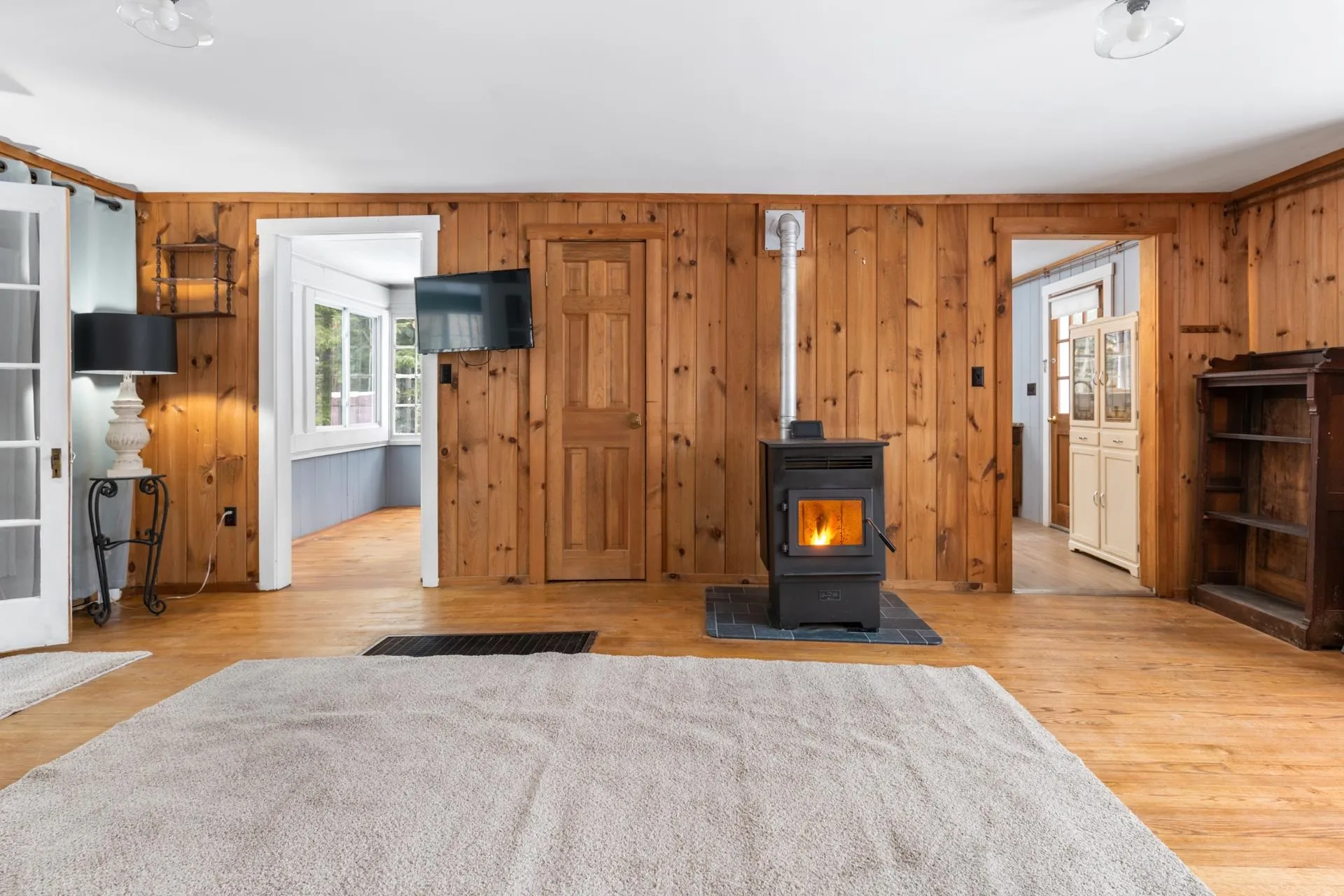 116 Pleasant View Road Bradford NH 03221