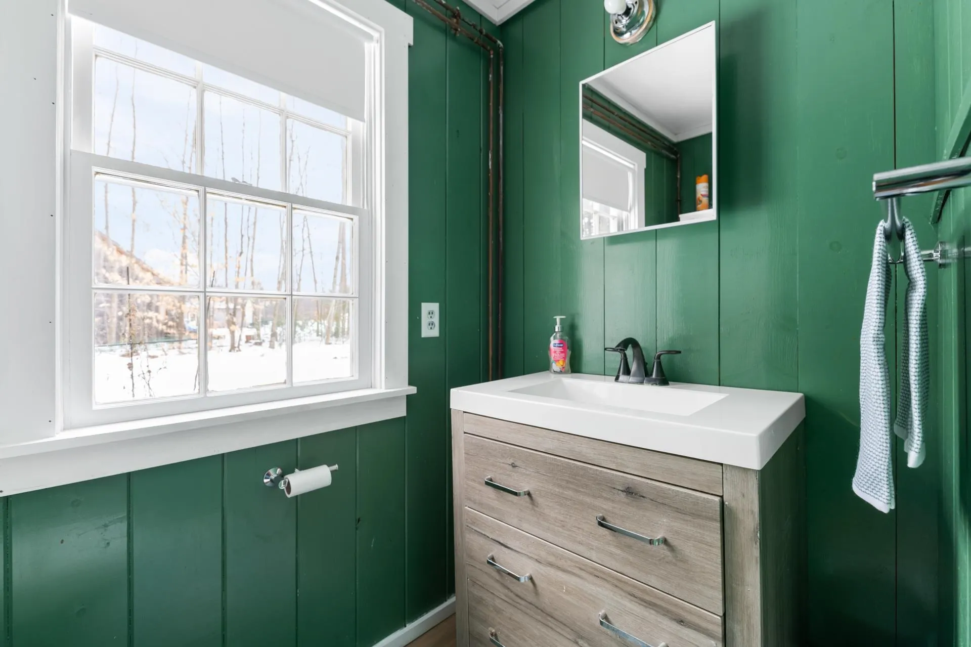 116 Pleasant View Road Bradford NH 03221