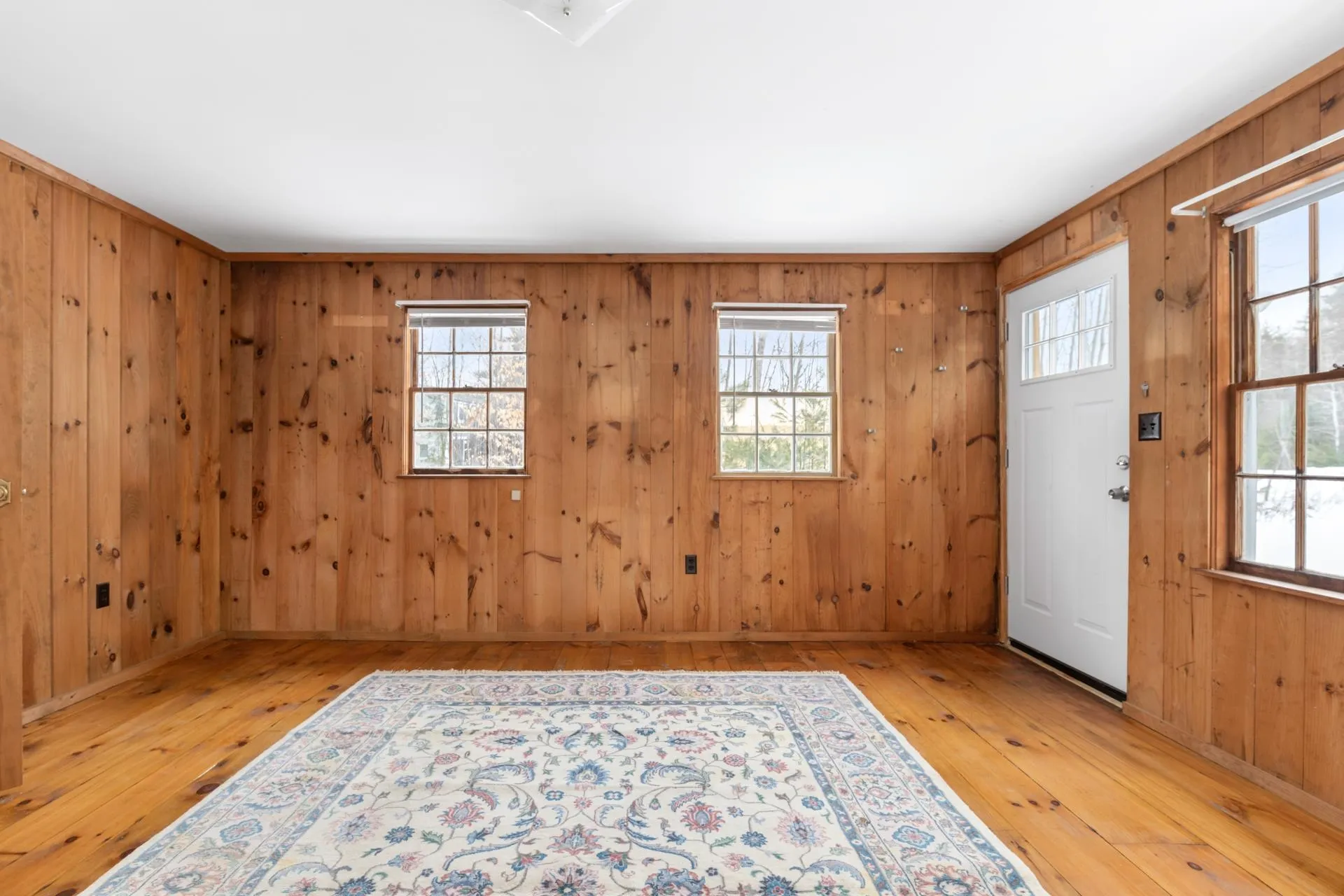 116 Pleasant View Road Bradford NH 03221