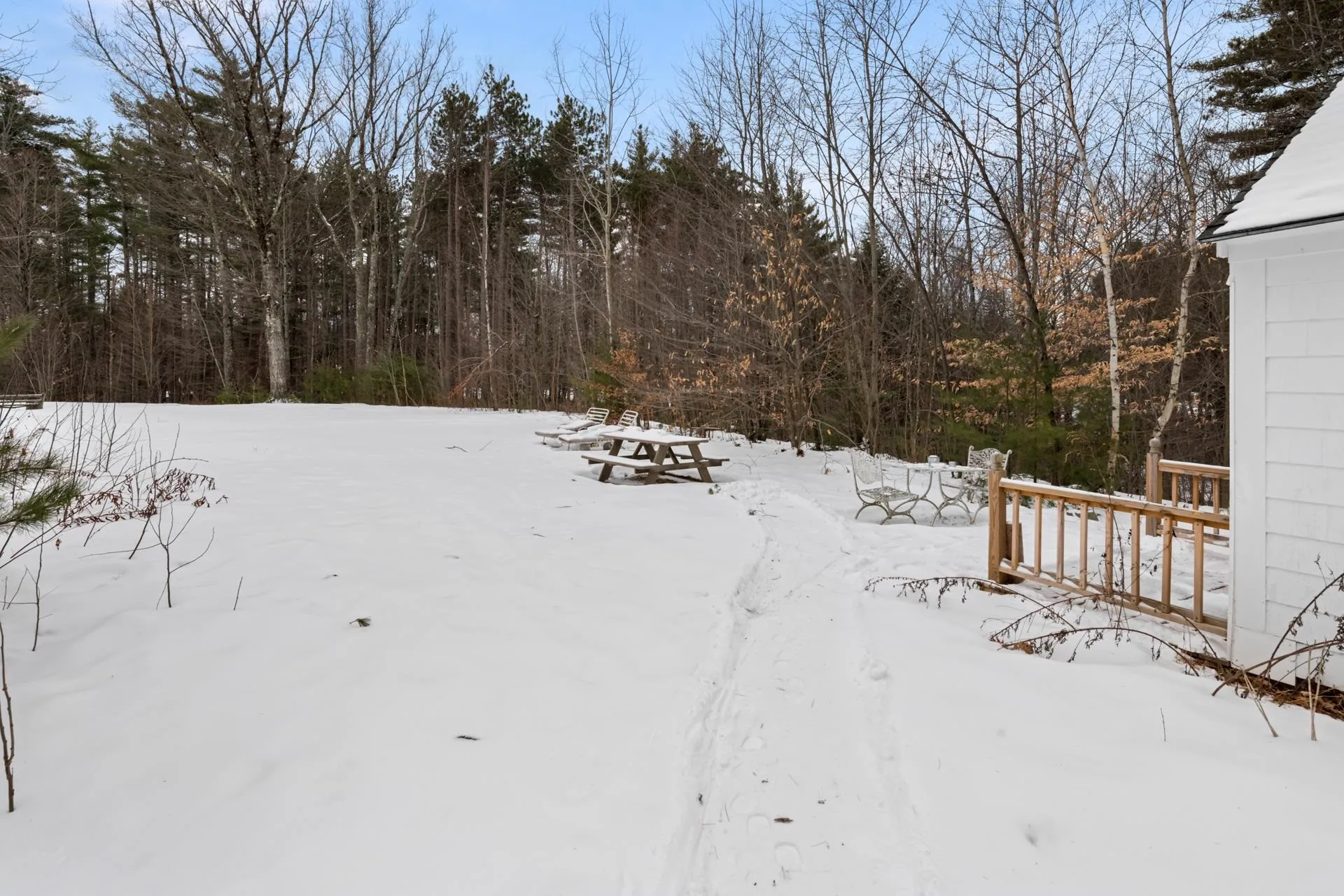 116 Pleasant View Road Bradford NH 03221