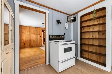 116 Pleasant View Road Bradford NH 03221