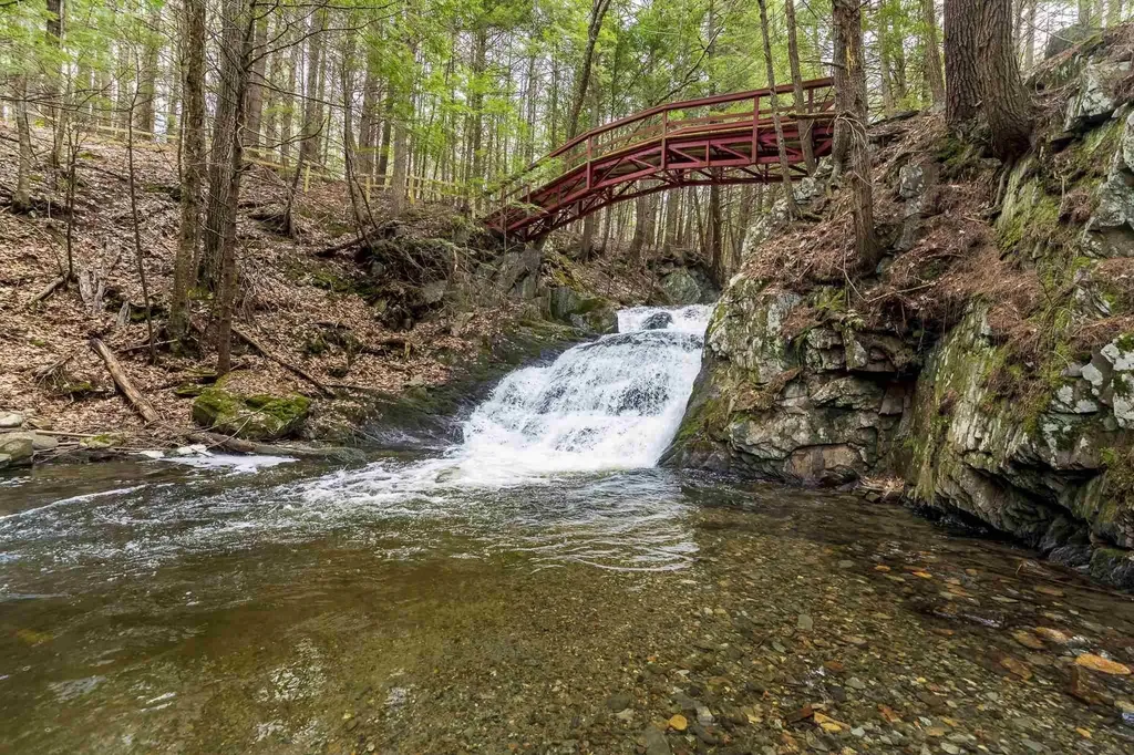 11 Cutting Hill Lane Lyme NH 03768