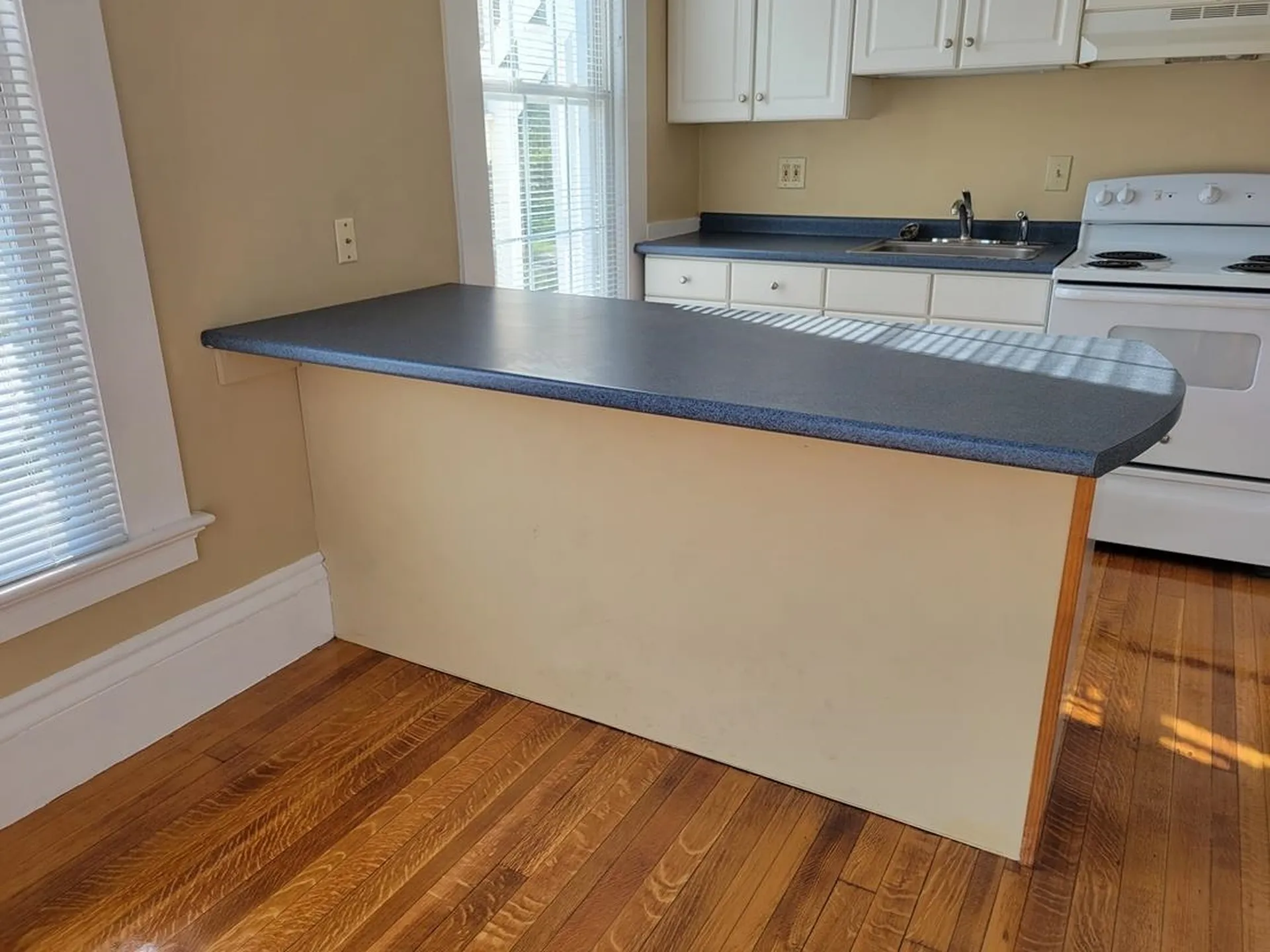 51 Pleasant Street Bristol NH 03222