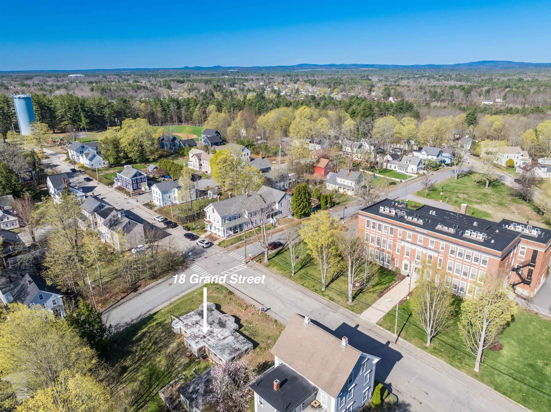 18 Grand Street Somersworth NH 03878