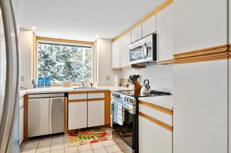 69 Fox Hollow Road Winhall VT 05340