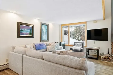 69 Fox Hollow Road Winhall VT 05340