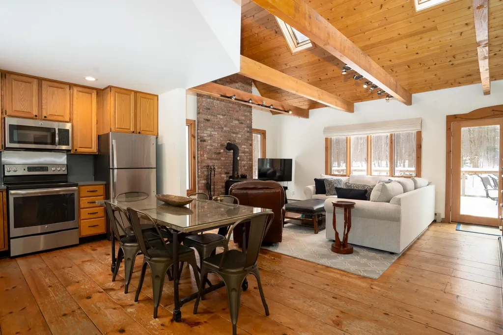 400 Black Mountain Road Manchester VT 05255