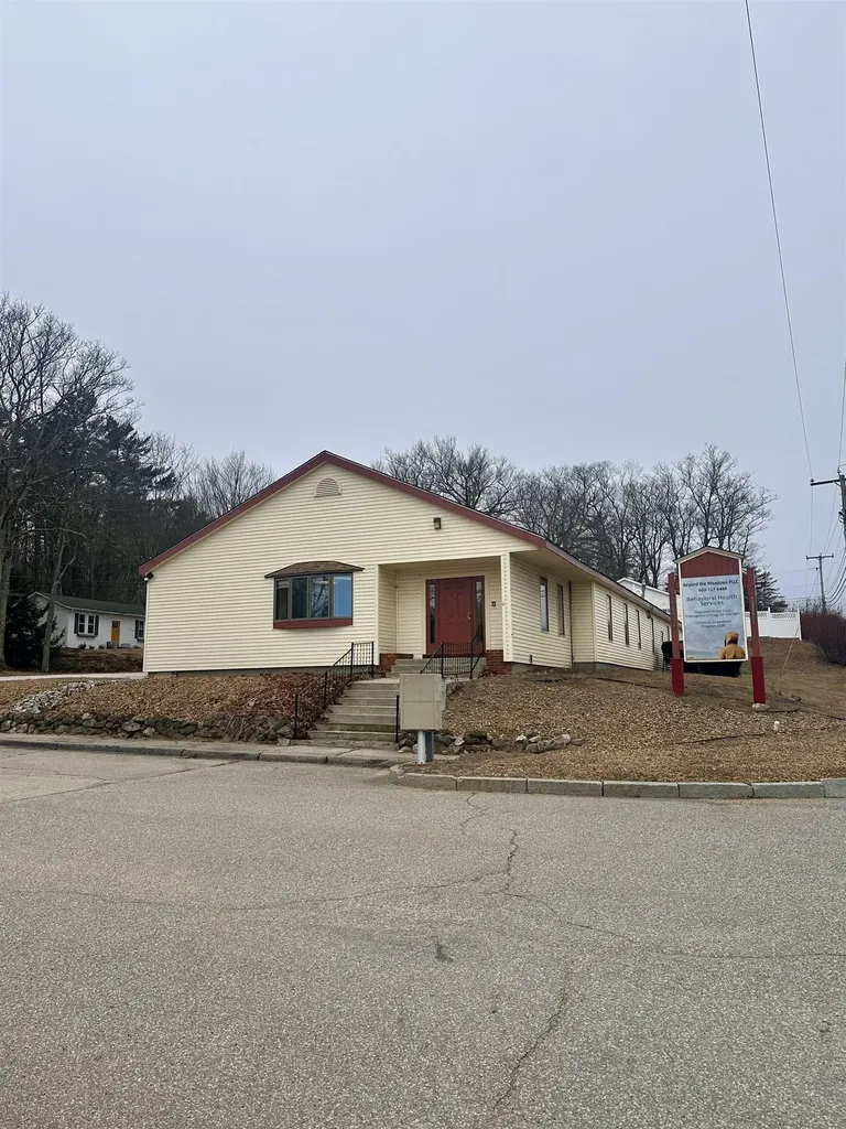 4 Brimstone Hill Road Epsom NH 03234