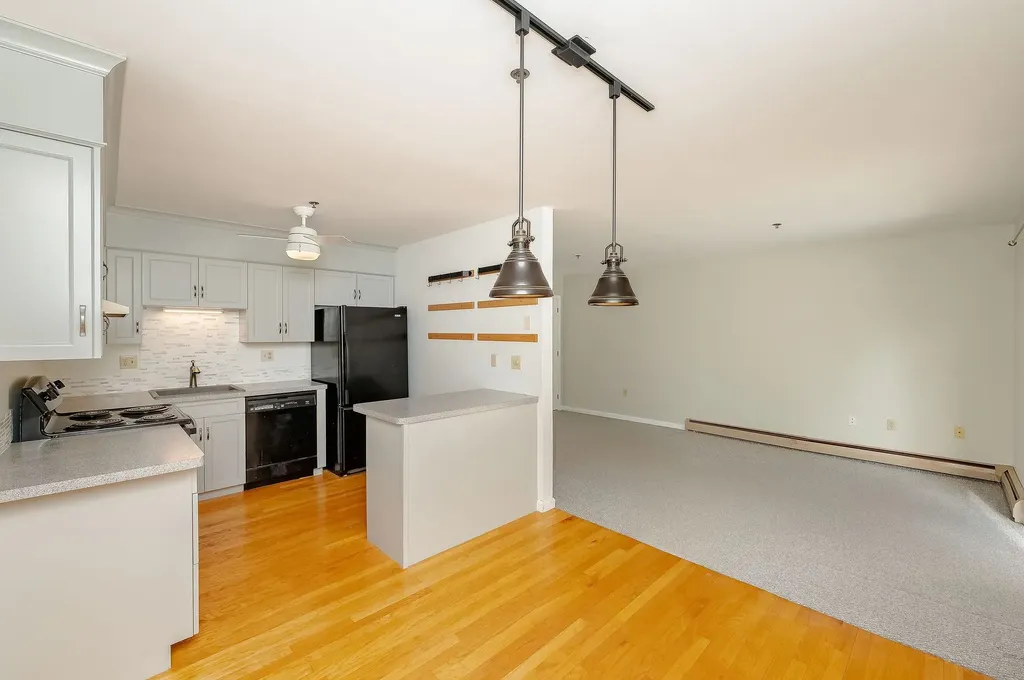 13 Tideview Drive Dover NH 03820