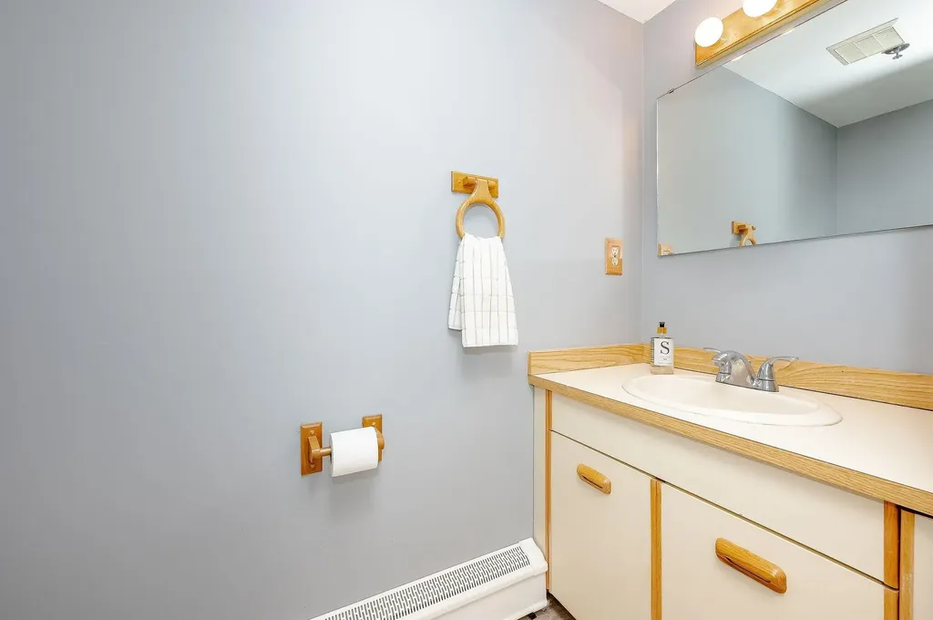 13 Tideview Drive Dover NH 03820