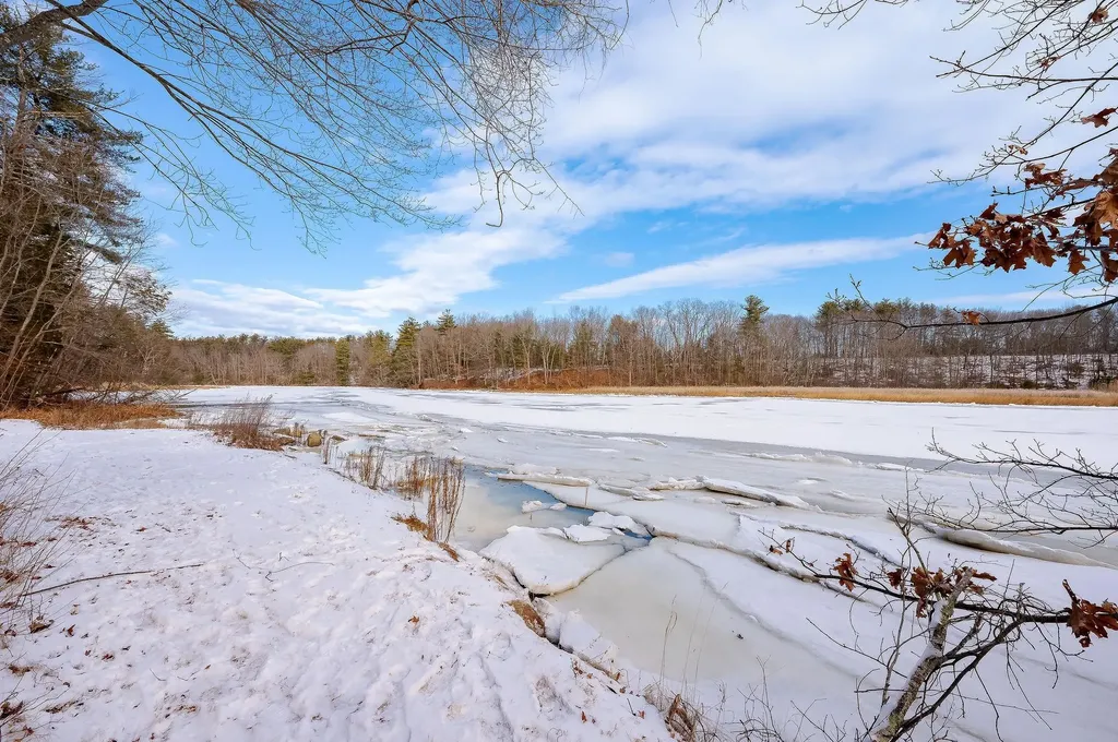 13 Tideview Drive Dover NH 03820