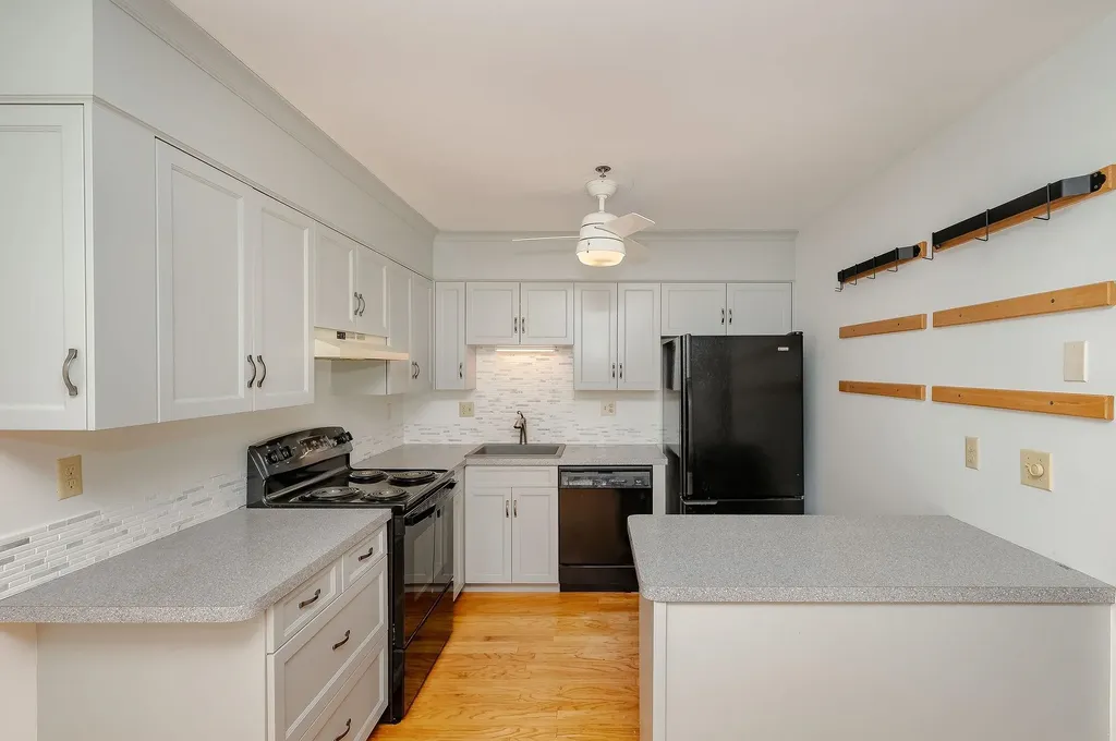 13 Tideview Drive Dover NH 03820