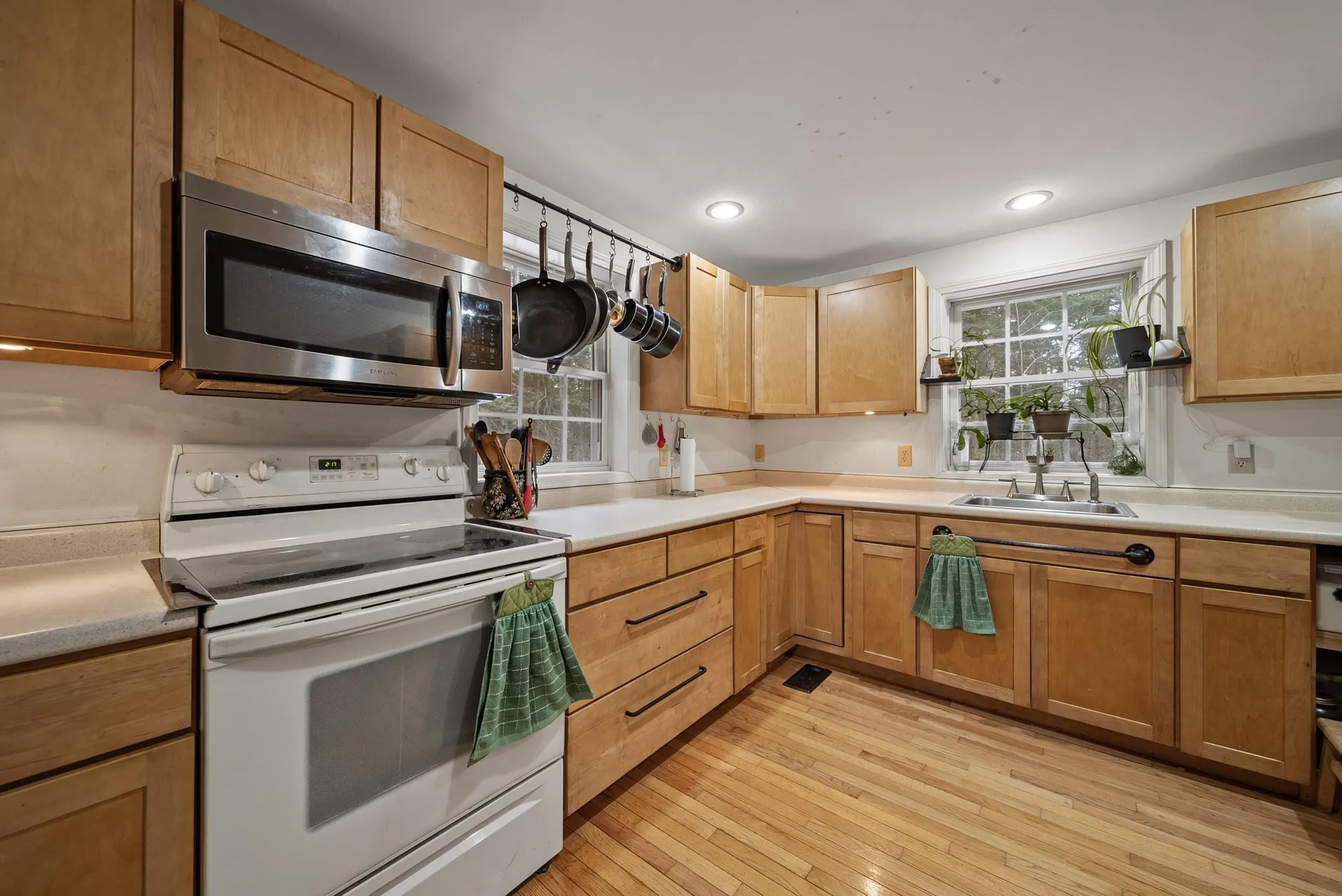 33 Spring Street Hillsborough NH 03244