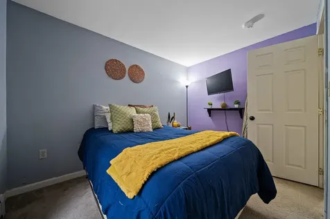 33 Spring Street Hillsborough NH 03244