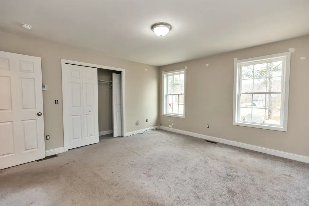 24 Camerons Way Greenfield NH 03047