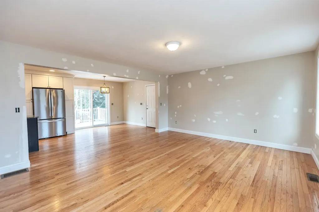 24 Camerons Way Greenfield NH 03047