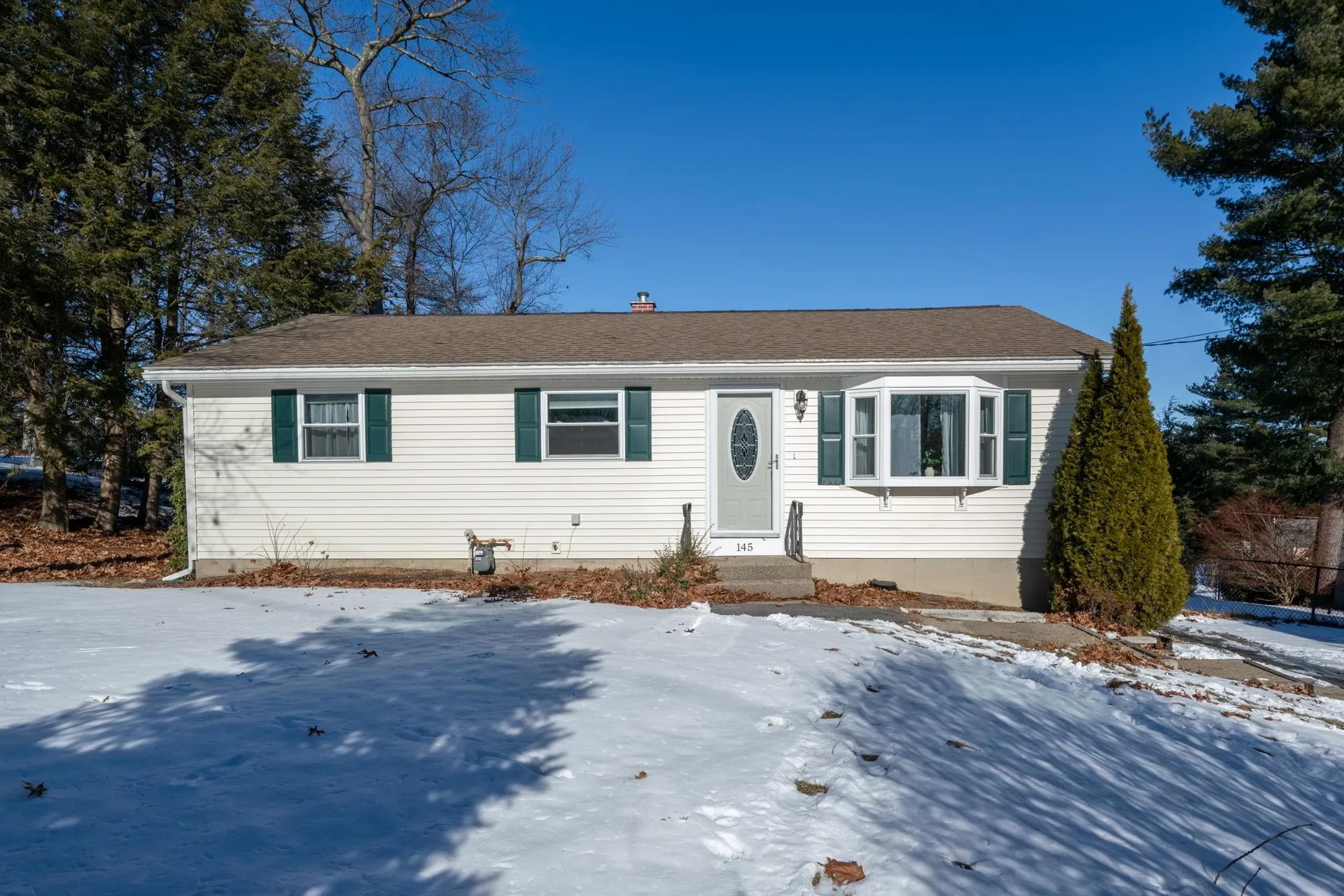 145 Westwood Drive Nashua NH 03062