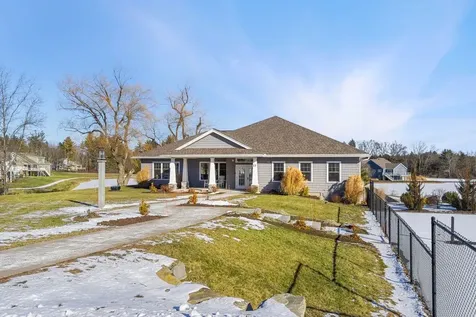 83 Three Ponds Drive Brentwood NH 03833