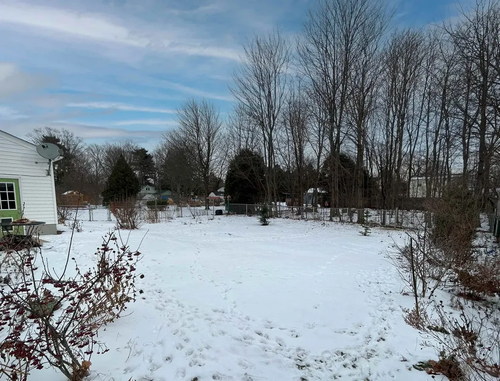 61 Tracy Drive Burlington VT 05408