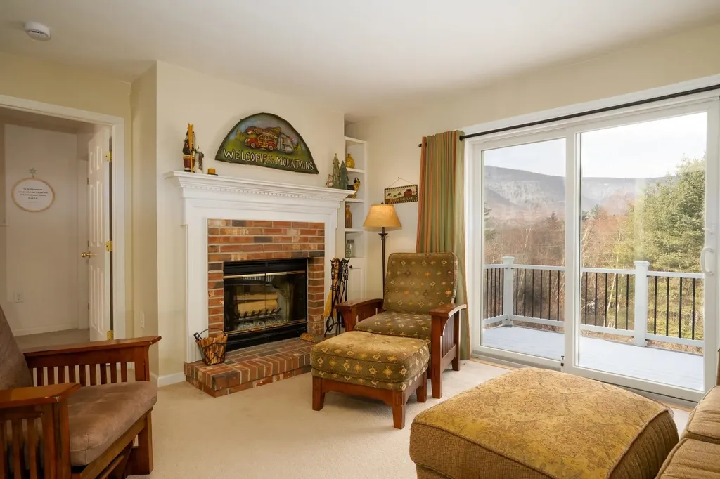 58 Wildflower Lane Sunderland VT 05250