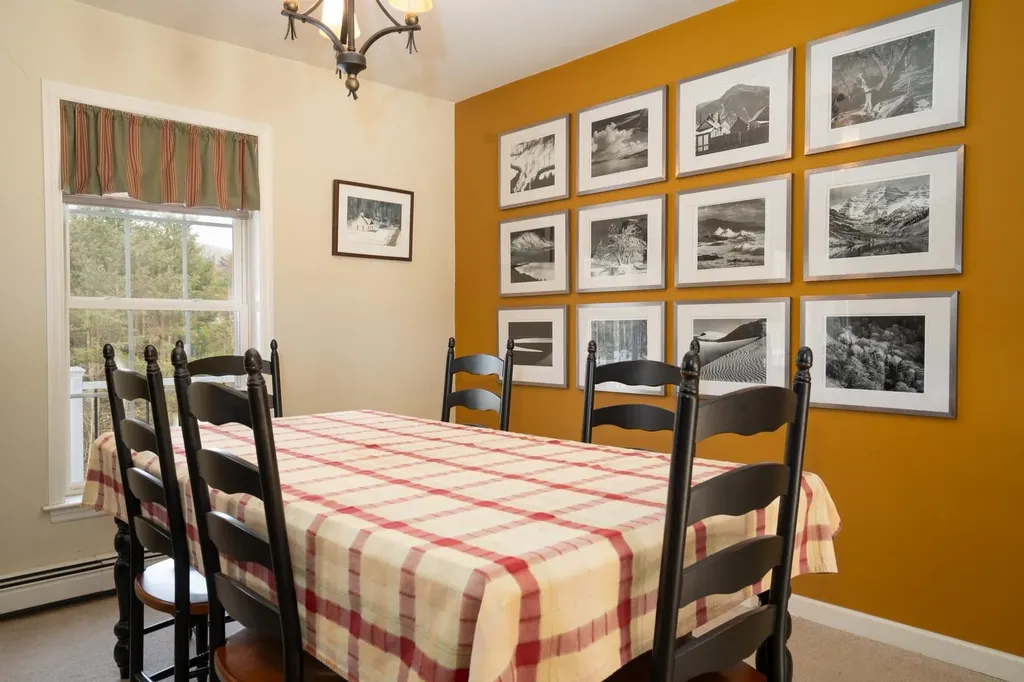 58 Wildflower Lane Sunderland VT 05250